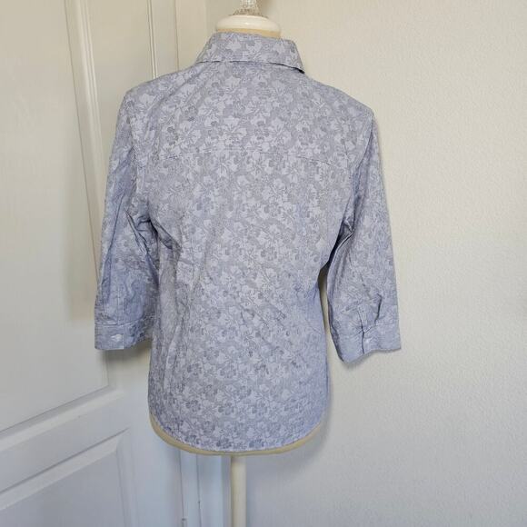 Chico's blue striped floral button down sz medium - Picture 4 of 7